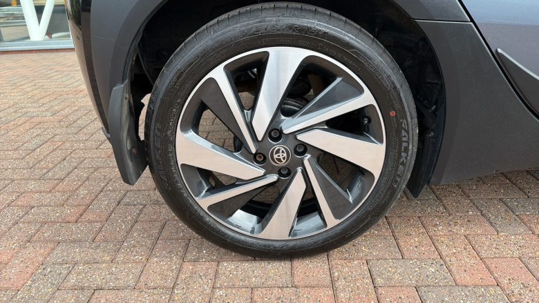 Toyota Aygo X 1.0 VVT-i Edge 5dr Petrol Hatchback